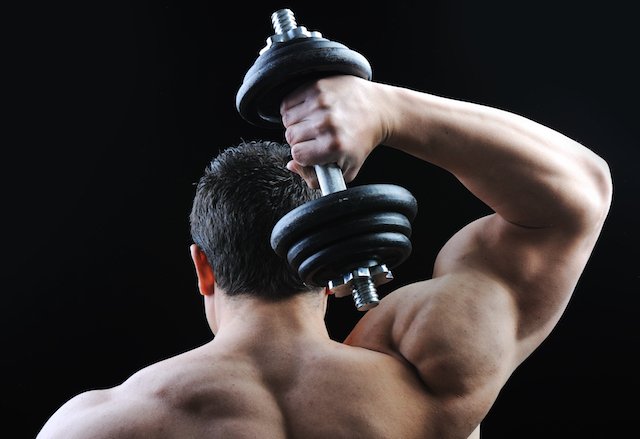 哑铃训练的5个优点