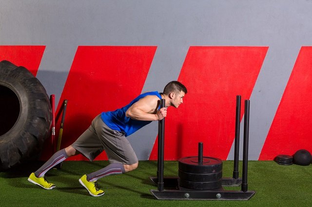 想减脂？尝试新运动：推雪橇冲刺