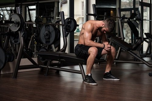 初去健身房，该怎么练？