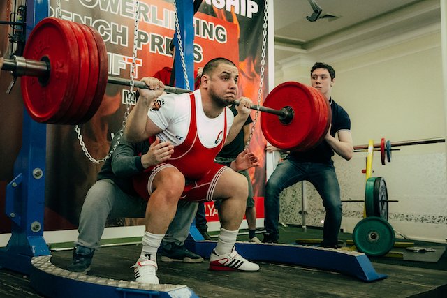 各种深蹲类型的应用